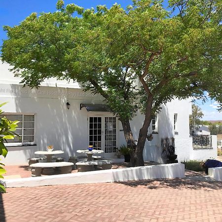 Kia Ora Guest House Beaufort West Dış mekan fotoğraf