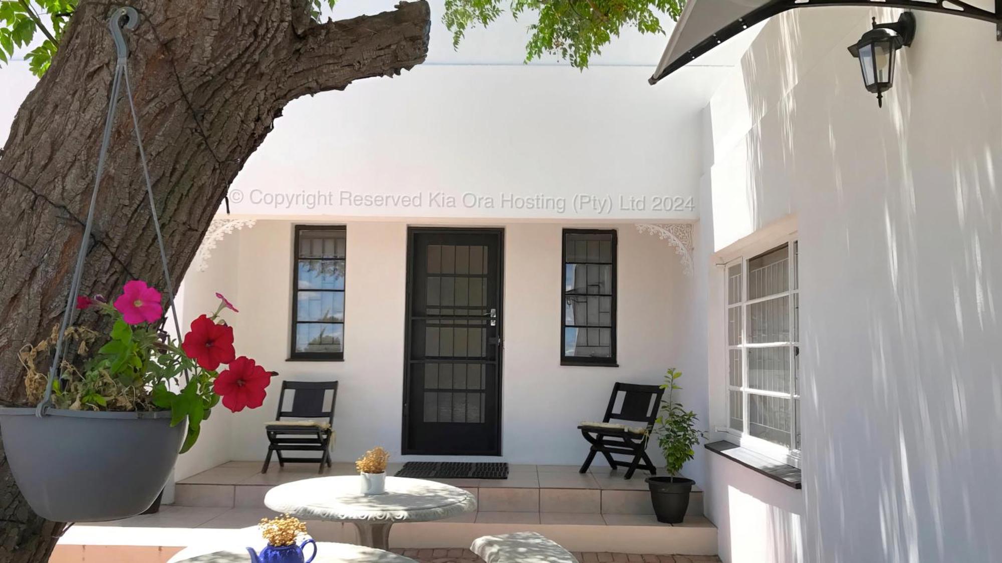 Kia Ora Guest House Beaufort West Dış mekan fotoğraf